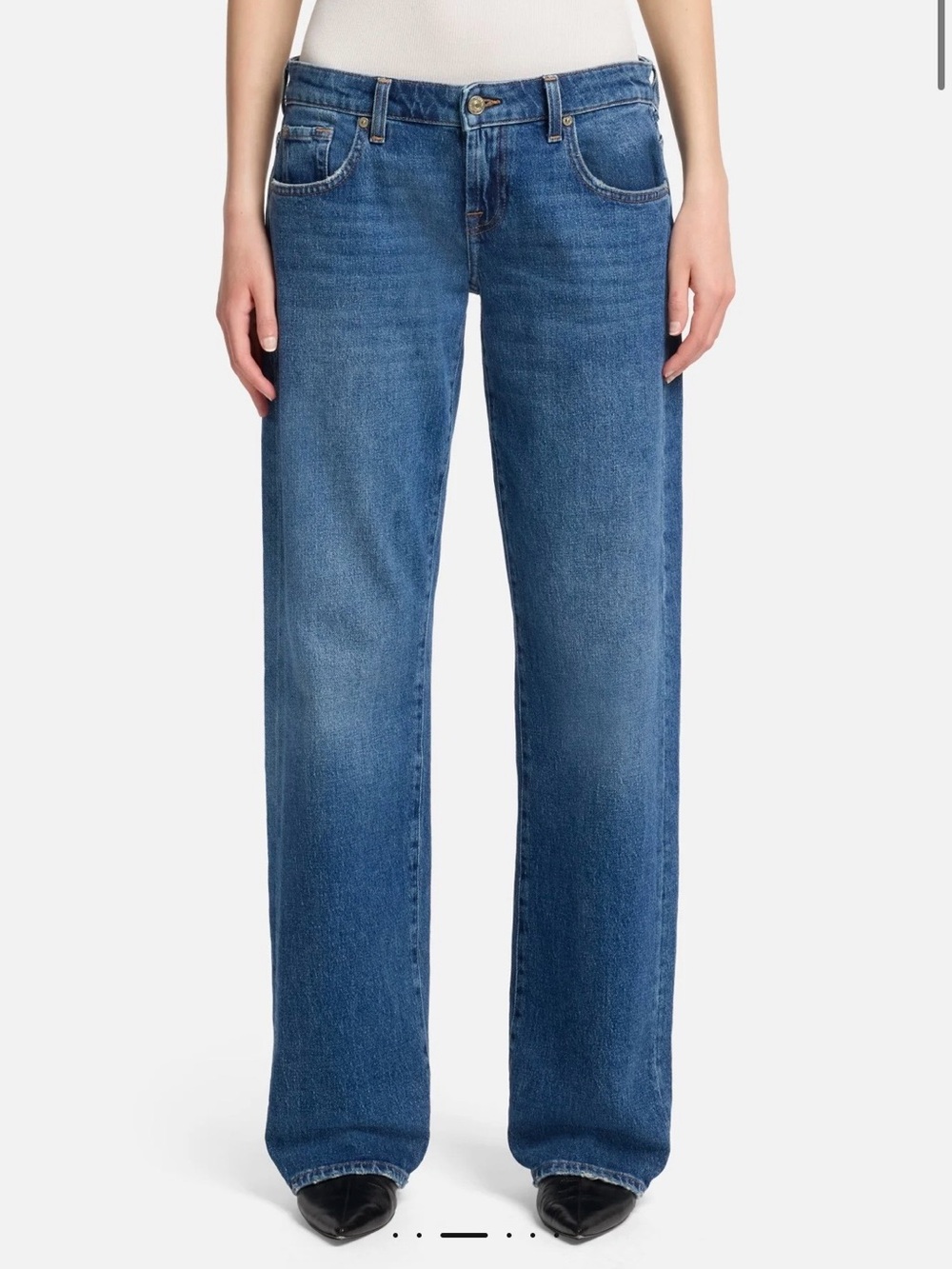 7 For All Mankind Women's medium/dark low rise  Blue Straight-Leg Jeans